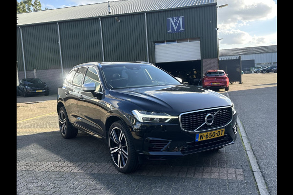 Volvo XC60 2.0 T8 Twin Engine AWD R-Design BOMVOL !! | DEALER ONDERHOUDEN | LUCHTVERING | ELK. TREKHAAK | STOEL + STUURVERWARMING | MEM. SEAT | CAMERA | RIJKLAAR INCL. 12 MND BOVAG GARANTIE |