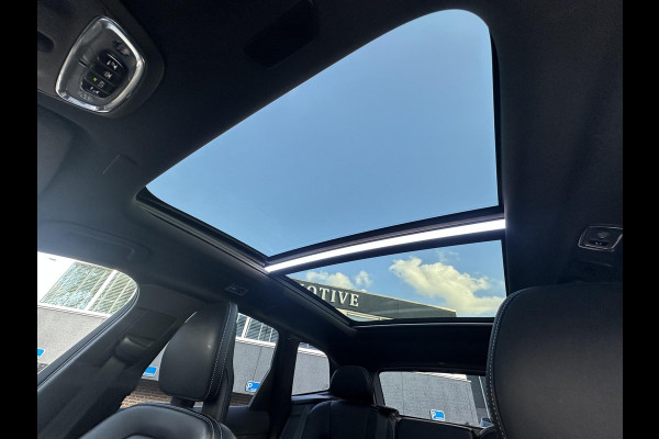 Volvo XC60 2.0 T8 Twin Engine AWD R-Design BOMVOL !! | DEALER ONDERHOUDEN | LUCHTVERING | ELK. TREKHAAK | STOEL + STUURVERWARMING | MEM. SEAT | CAMERA | RIJKLAAR INCL. 12 MND BOVAG GARANTIE |