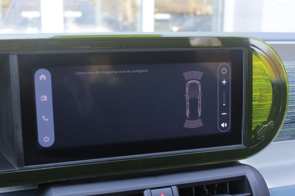 Fiat Grande Panda 1.2 Hybrid ICON PACK STYLE | BESCHERMPLATEN VOOR EN ACHTER IN "SILVER METAL DIAMOND DESIGN" | DAKRAILS IN HET ZWART EN ZILVERGRIJS UITGEVOERD | ZWARTE ACCENTEN RONDOM RAAMOMLIJSTING | MIDDENARMSTEUN | DRAADLOOS APPLE CARPLAY/ANDROID AUTO | PARKEERNSENSOREN VOOR & ACHTER | PACK STYLE: (16" LICHTMETALEN VELGEN HOOGGLANS ZWART, DAKRAILS ZWART, EXTRA GETINTE ACHTERRUITEN, IN HOOGTE VERSTELBARE PASSAGIERSSTOEL, MIDDENARMSTEUN, STYLE VOOR EN ACHTERBUMPER, STYLE DASHBOARD) | AQUA AZURE |