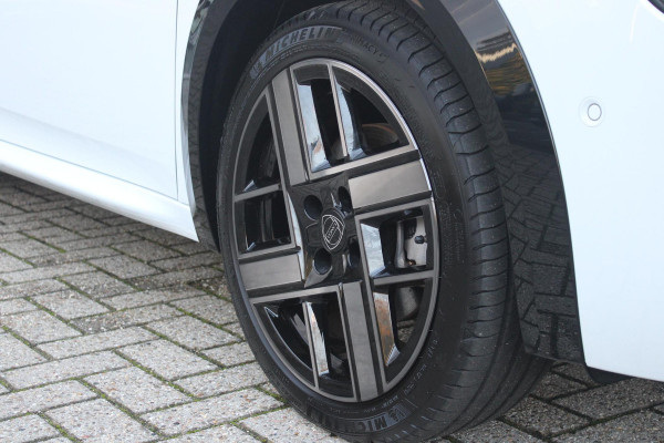 Lancia Ypsilon LX 156PK 54 kWh | EXCLUSIVE PACK: (FLUWELEN "RUGGINE" STOELBEKLEDING, ELEKTRISCH VERSTELBARE & VERWARMBARE VOORSTOELEN, KEYLESS ENTRY) | NAVIGATIE | RIJSTROOKASSISTENT L2 | BIANCO QUARZO MET ZWART DAK | 17" LICHTMETALEN VELGEN "MONDRIAN" | PARKEERSENSOREN VOOR & ACHTER MET CAMERA VOOR EN ACHTERZIJDE | WARMTEPOMP | DRAADLOOS APPLE CARPLAY/ANDROID AUTO | NAVIGATIE | ADAPTIVE CRUISE CONTROL | DODEHOEK DETECTIE | KEYLESS START | DRAADLOZE TELEFOONLADER | AUTOMATISCHE REGENSENSOR | AUTOMATISCH GROOTLICHT | AMBIENT LIGHTNING SFEERVERLICHTING | S.A.L.A. HUB |