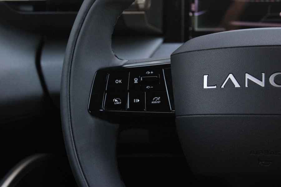 Lancia Ypsilon LX 156PK 54 kWh | EXCLUSIVE PACK: (FLUWELEN "RUGGINE" STOELBEKLEDING, ELEKTRISCH VERSTELBARE & VERWARMBARE VOORSTOELEN, KEYLESS ENTRY) | NAVIGATIE | RIJSTROOKASSISTENT L2 | BIANCO QUARZO MET ZWART DAK | 17" LICHTMETALEN VELGEN "MONDRIAN" | PARKEERSENSOREN VOOR & ACHTER MET CAMERA VOOR EN ACHTERZIJDE | WARMTEPOMP | DRAADLOOS APPLE CARPLAY/ANDROID AUTO | NAVIGATIE | ADAPTIVE CRUISE CONTROL | DODEHOEK DETECTIE | KEYLESS START | DRAADLOZE TELEFOONLADER | AUTOMATISCHE REGENSENSOR | AUTOMATISCH GROOTLICHT | AMBIENT LIGHTNING SFEERVERLICHTING | S.A.L.A. HUB |