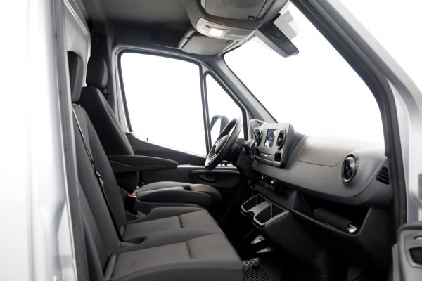 Mercedes-Benz Sprinter 317 CDI 170pk 9G Automaat Bakwagen met laadklep H232cm 04-2024