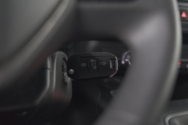Peugeot Partner 1.5 BlueHDi 100 S&S L1 | Passagiersbank |  Apple Carplay | Navigatie | Parkeersensoren