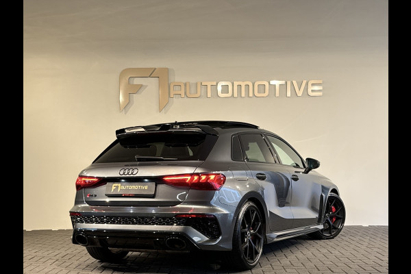 Audi RS3 Sportback 2.5 TFSI quattro Pano|Alcantara|B&O|Camera