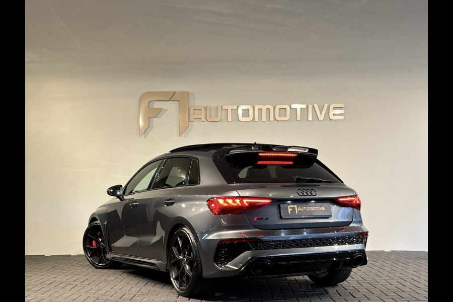Audi RS3 Sportback 2.5 TFSI quattro Pano|Alcantara|B&O|Camera