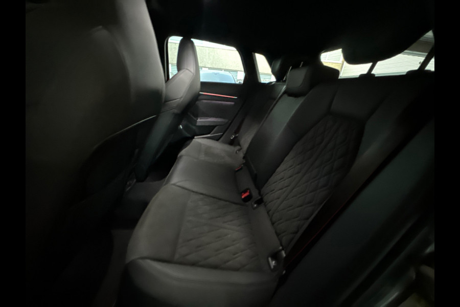 Audi RS3 Sportback 2.5 TFSI quattro Pano|Alcantara|B&O|Camera