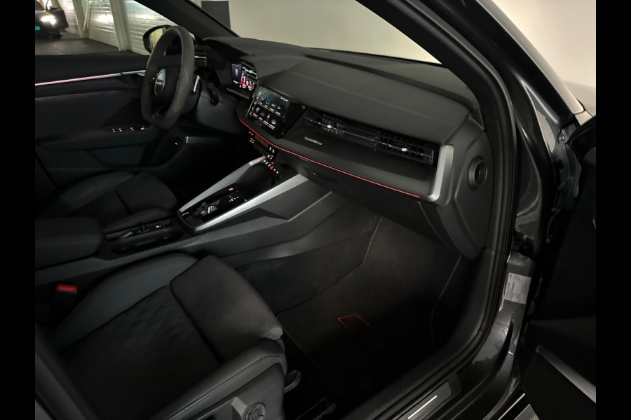 Audi RS3 Sportback 2.5 TFSI quattro Pano|Alcantara|B&O|Camera