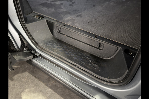 Volkswagen ID. Buzz Cargo 77 kWh | ACC | Park Assist | Bestuurdersstoel verwarmd| | pass. bank |