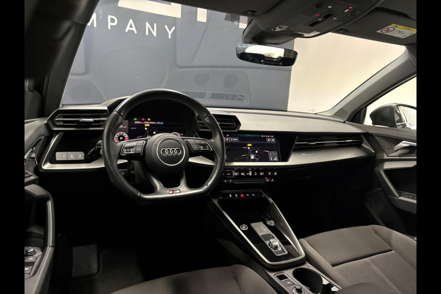Audi A3 Sportback 35 TFSI S Line Pano Camera Cruise LED