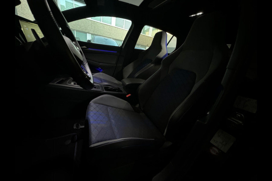 Volkswagen Golf 2.0 TSI R 4M Performance Pano|HuD|H/K|Akrapovic
