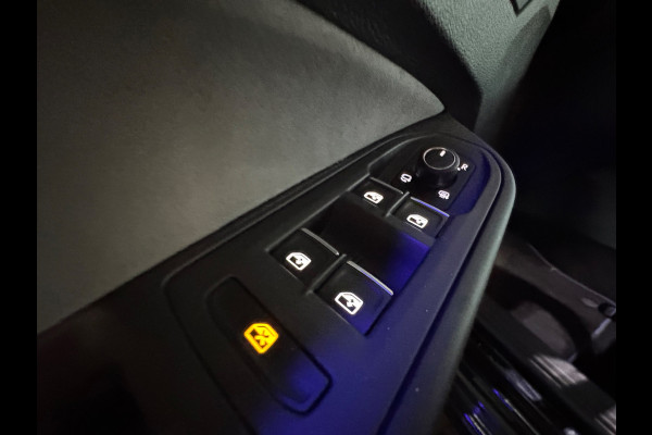 Volkswagen Golf 2.0 TSI R 4M Performance Pano|HuD|H/K|Akrapovic