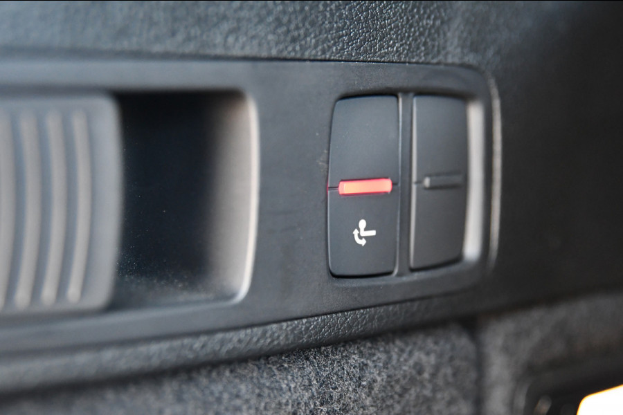 Audi Q5 55 TFSI e S edition Comp., RS Stoelen, Matrix, Trekhaak, Keyless, ACC, Carplay, 21"!