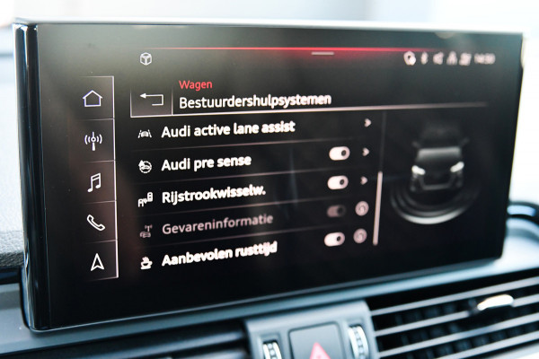 Audi Q5 55 TFSI e S edition Comp., RS Stoelen, Matrix, Trekhaak, Keyless, ACC, Carplay, 21"!