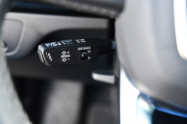 Audi Q5 55 TFSI e S edition Comp., RS Stoelen, Matrix, Trekhaak, Keyless, ACC, Carplay, 21"!