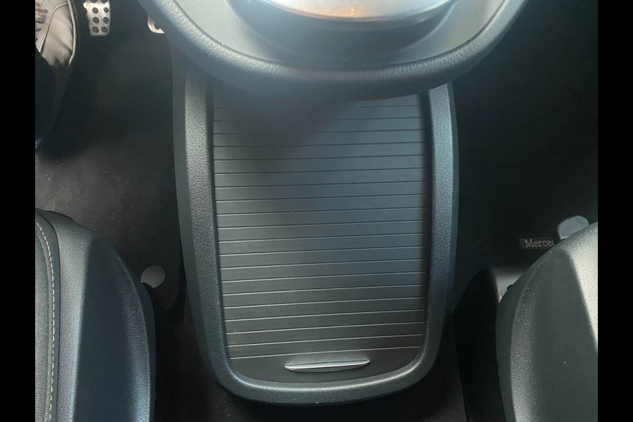 Mercedes-Benz EQV 300 L2 - 8 Pers. - 360 - Airco achter - Elec. deuren. - Incl. Garantie