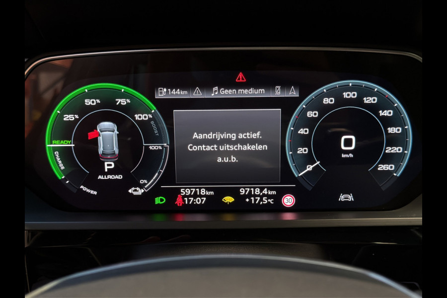 Audi Q8 e-tron 55 quattro S Comp 115 kWh|Pano|B&O|RS Stoelen|360|22"|DCC