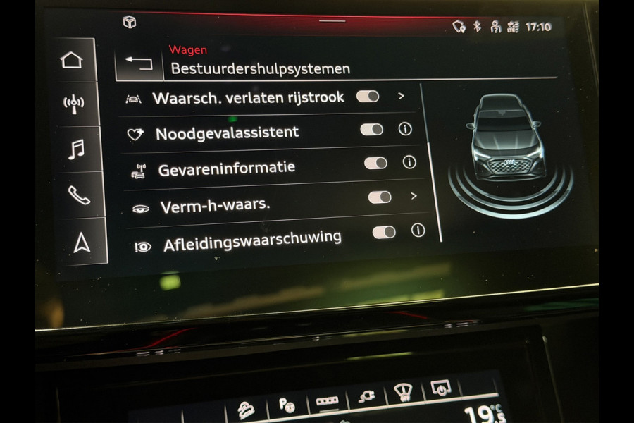 Audi Q8 e-tron 55 quattro S Comp 115 kWh|Pano|B&O|RS Stoelen|360|22"|DCC