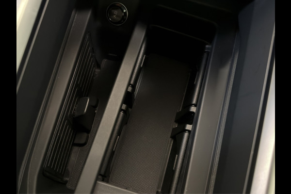 Audi Q8 e-tron 55 quattro S Comp 115 kWh|Pano|B&O|RS Stoelen|360|22"|DCC