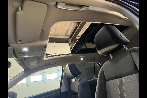 Volkswagen T-Roc 1.5 TSI Style | Pano | Adaptive cruise | Camera | Carplay | Full LED