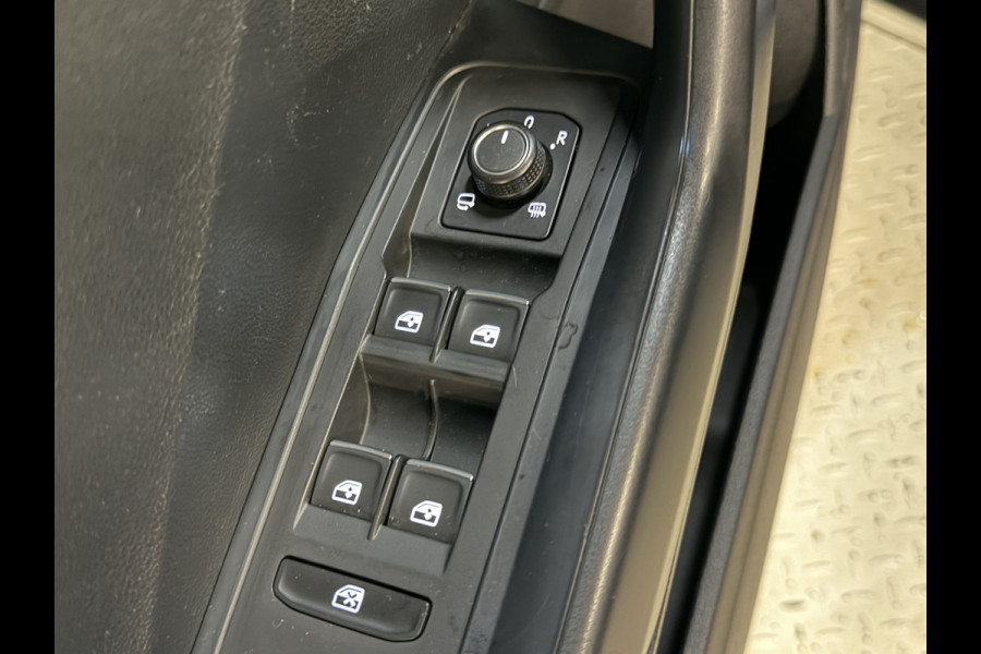 Volkswagen T-Roc 1.5 TSI Style | Pano | Adaptive cruise | Camera | Carplay | Full LED