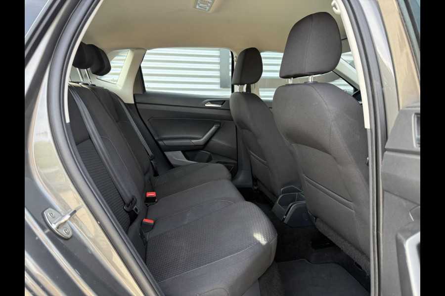 Volkswagen Polo 1.0 TSI Comfortline 2e Eigenaar|Carplay|Airco|Cruise|Trekhaak|APK tot 03-2027