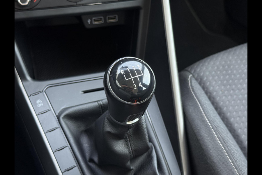 Volkswagen Polo 1.0 TSI Comfortline 2e Eigenaar|Carplay|Airco|Cruise|Trekhaak|APK tot 03-2027