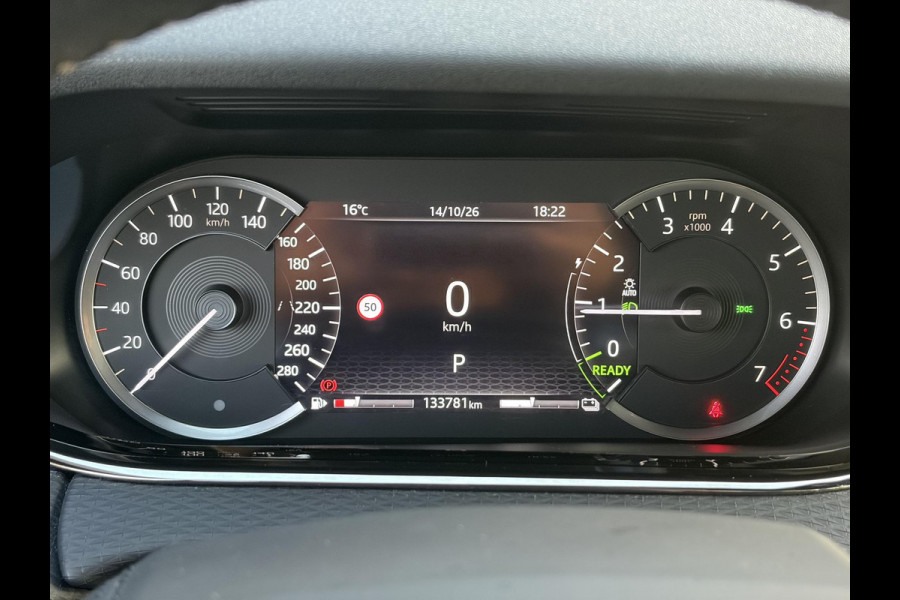 Land Rover Range Rover Evoque 1.5 P300e AWD R-Dynamic HSE ✓2e Eigenaar✓Carplay✓Camera✓Navi✓Pano✓Leder✓Stoelverw-Stuurverw✓Clima✓Cruise✓Pdc V+A✓309pk✓Lm velgen✓Bj 11-2020✓N.A.P✓Apk tot 12-2028