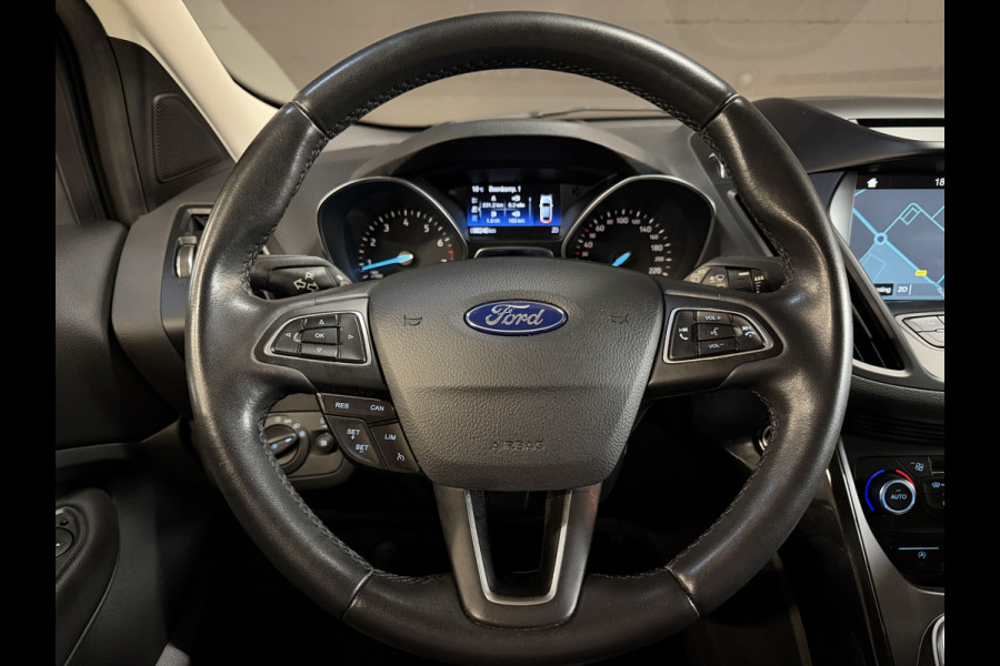 Ford Kuga 1.5 EcoBoost Titanium | Camera | Afn. trekhaak | Carplay | Keyless | Aut. inparkeren | Goed onderhouden