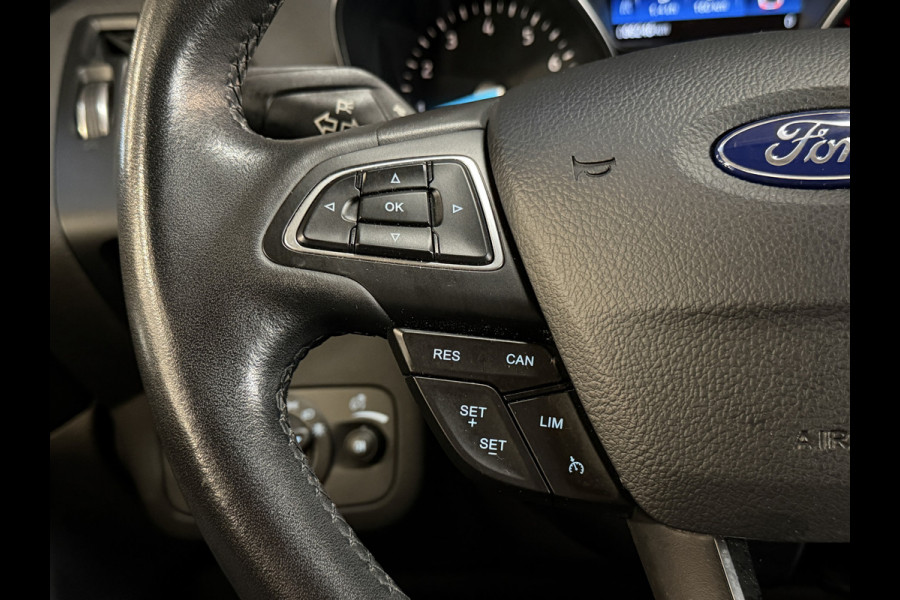 Ford Kuga 1.5 EcoBoost Titanium | Camera | Afn. trekhaak | Carplay | Keyless | Aut. inparkeren | Goed onderhouden