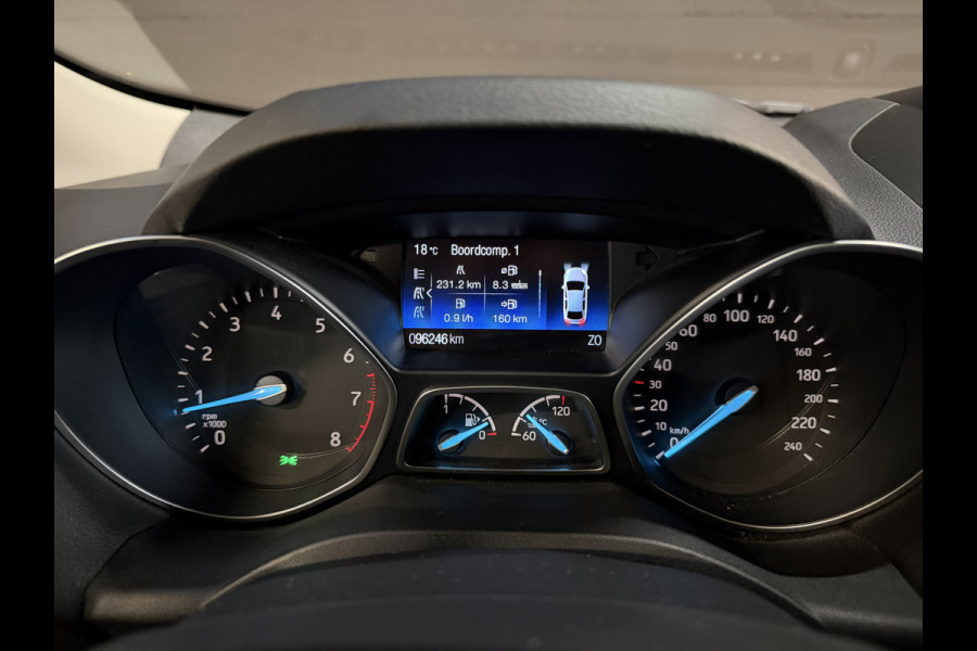 Ford Kuga 1.5 EcoBoost Titanium | Camera | Afn. trekhaak | Carplay | Keyless | Aut. inparkeren | Goed onderhouden