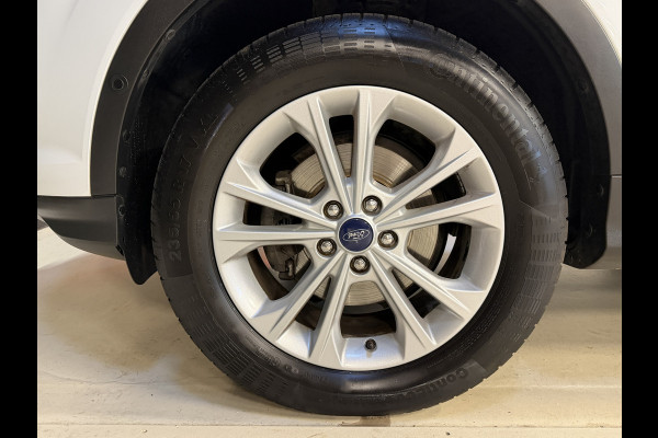 Ford Kuga 1.5 EcoBoost Titanium | Camera | Afn. trekhaak | Carplay | Keyless | Aut. inparkeren | Goed onderhouden
