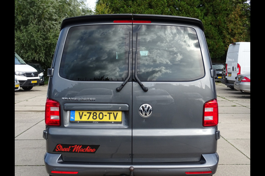 Volkswagen Transporter 2.0 TDI L2H1 DC Highline