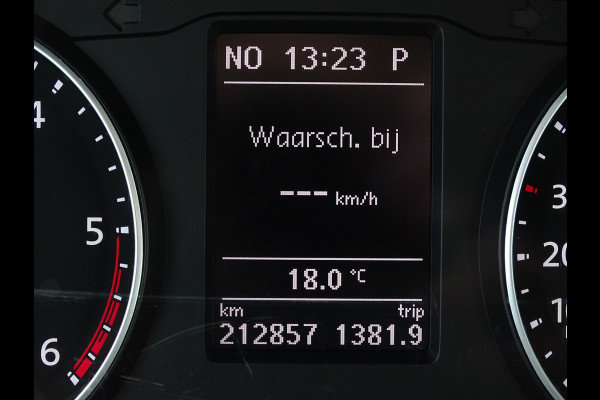 Volkswagen Transporter 2.0 TDI L2H1 DC Highline