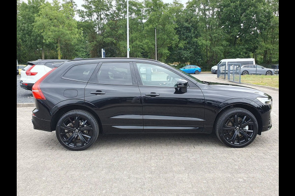 Volvo XC60 2.0 T8 Plug-in hybrid AWD BLACK EDITION (335kW/455PK) ** PANO, TREKH, ACC, WINTER, 21-inch LMV ** 30k onder NP - UNFALLFREI ** ** INFORMEER OOK NAAR ONZE AANTREKKELIJKE FINANCIAL-LEASE TARIEVEN **
