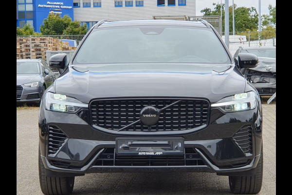 Volvo XC60 2.0 T8 Plug-in hybrid AWD BLACK EDITION (335kW/455PK) ** PANO, TREKH, ACC, WINTER, 21-inch LMV ** 30k onder NP - UNFALLFREI ** ** INFORMEER OOK NAAR ONZE AANTREKKELIJKE FINANCIAL-LEASE TARIEVEN **