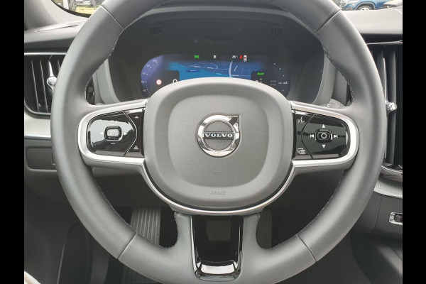 Volvo XC60 2.0 T8 Plug-in hybrid AWD BLACK EDITION (335kW/455PK) ** PANO, TREKH, ACC, WINTER, 21-inch LMV ** 30k onder NP - UNFALLFREI ** ** INFORMEER OOK NAAR ONZE AANTREKKELIJKE FINANCIAL-LEASE TARIEVEN **