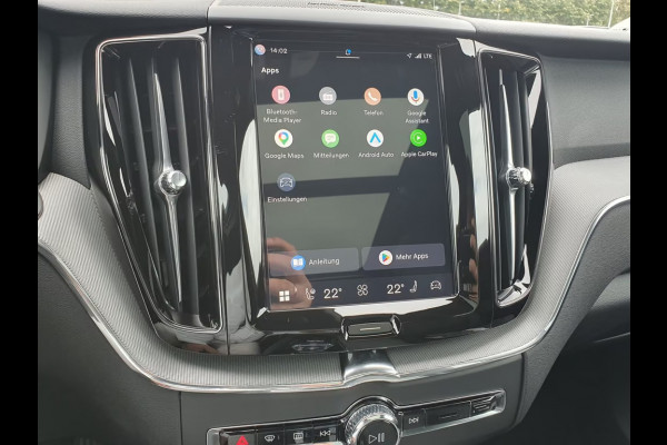 Volvo XC60 2.0 T8 Plug-in hybrid AWD BLACK EDITION (335kW/455PK) ** PANO, TREKH, ACC, WINTER, 21-inch LMV ** 30k onder NP - UNFALLFREI ** ** INFORMEER OOK NAAR ONZE AANTREKKELIJKE FINANCIAL-LEASE TARIEVEN **