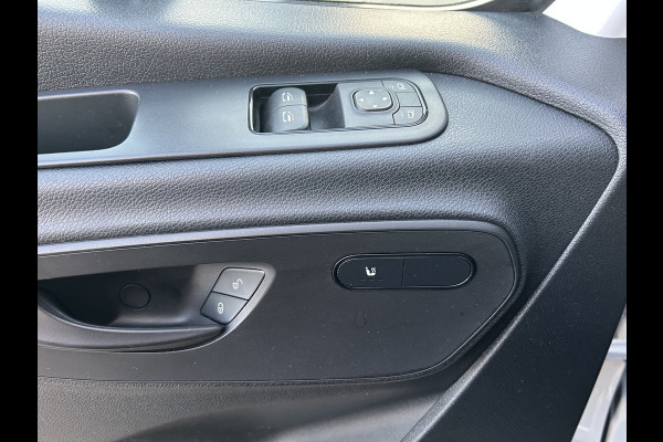 Mercedes-Benz Sprinter 317 CDI Bakwagen / Laadklep / Dak spoiler / Camera / Navigatie / Cruise control / Airco