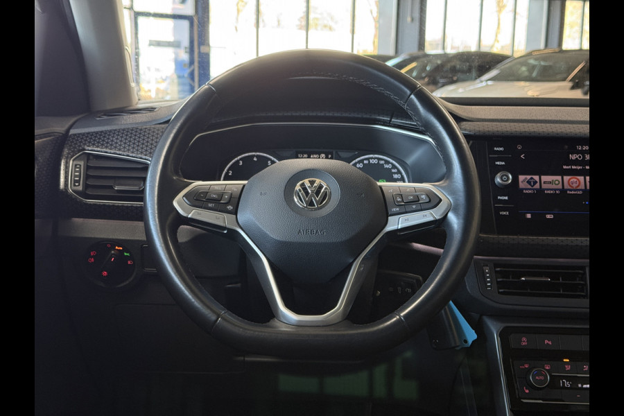 Volkswagen T-Cross 1.0 TSI DSG Style | Navi | Dode hoek | Stoelverwarming | PDC V+A | 100% Volkswagen Onderhouden!