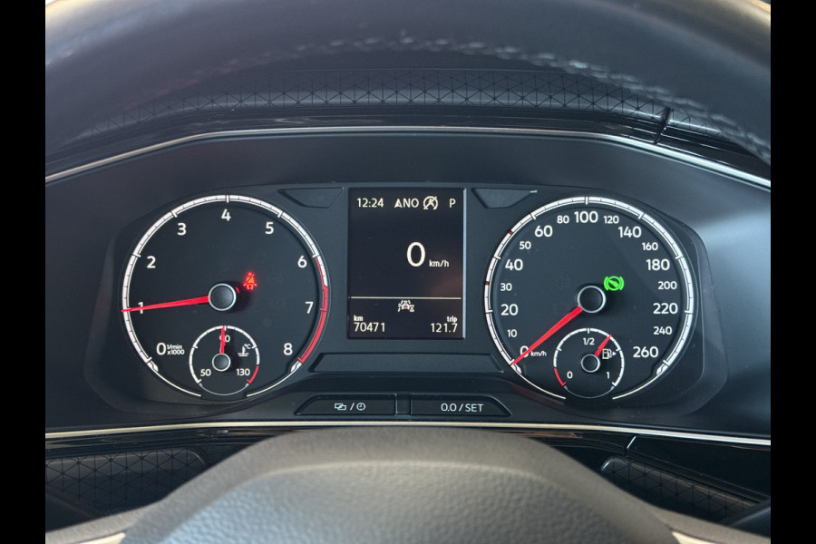 Volkswagen T-Cross 1.0 TSI DSG Style | Navi | Dode hoek | Stoelverwarming | PDC V+A | 100% Volkswagen Onderhouden!