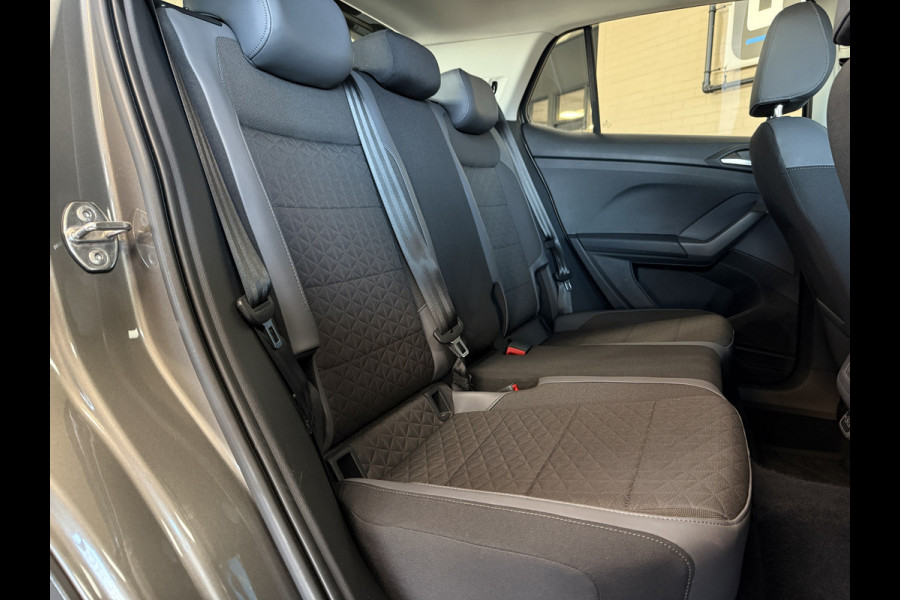 Volkswagen T-Cross 1.0 TSI DSG Style | Navi | Dode hoek | Stoelverwarming | PDC V+A | 100% Volkswagen Onderhouden!