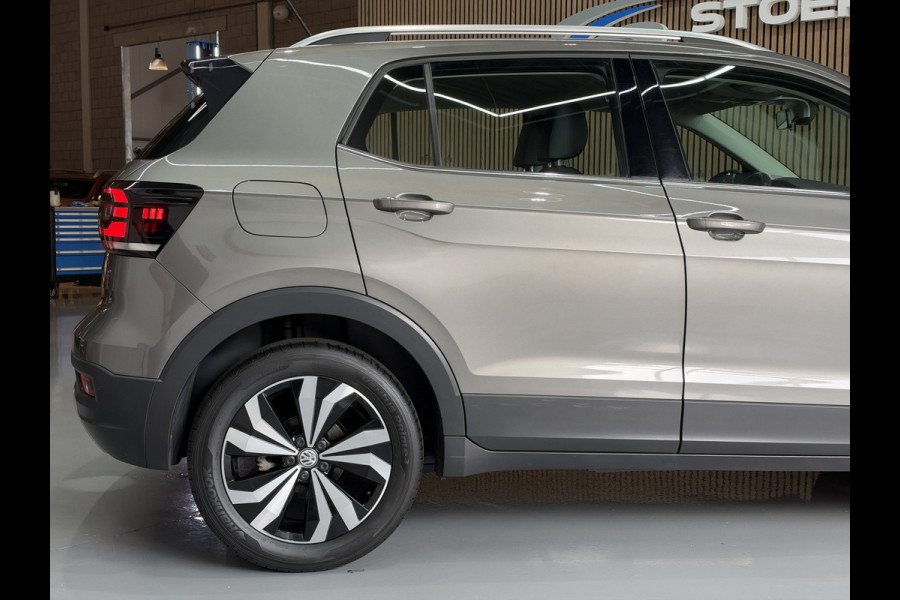 Volkswagen T-Cross 1.0 TSI DSG Style | Navi | Dode hoek | Stoelverwarming | PDC V+A | 100% Volkswagen Onderhouden!
