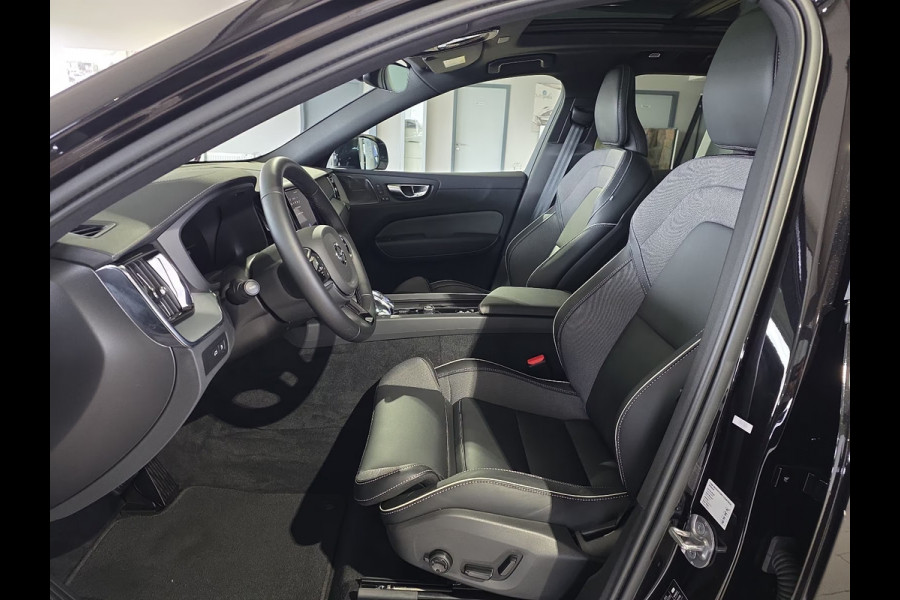 Volvo XC60 2.0 T8 Plug-in hybrid AWD BLACK EDITION (335kW/455PK) ** PANO, TREKH, ACC, HuD, 21-inch LMV ** 31k onder NP - UNFALLFREI ** ** INFORMEER OOK NAAR ONZE AANTREKKELIJKE FINANCIAL-LEASE TARIEVEN **