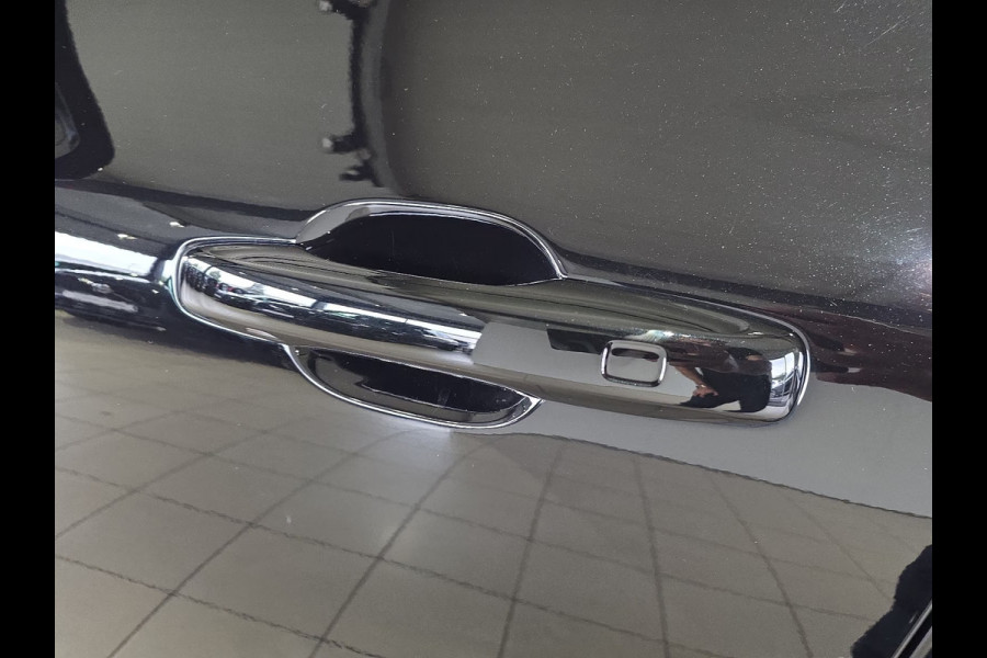 Volvo XC60 2.0 T8 Plug-in hybrid AWD BLACK EDITION (335kW/455PK) ** PANO, TREKH, ACC, HuD, 21-inch LMV ** 31k onder NP - UNFALLFREI ** ** INFORMEER OOK NAAR ONZE AANTREKKELIJKE FINANCIAL-LEASE TARIEVEN **
