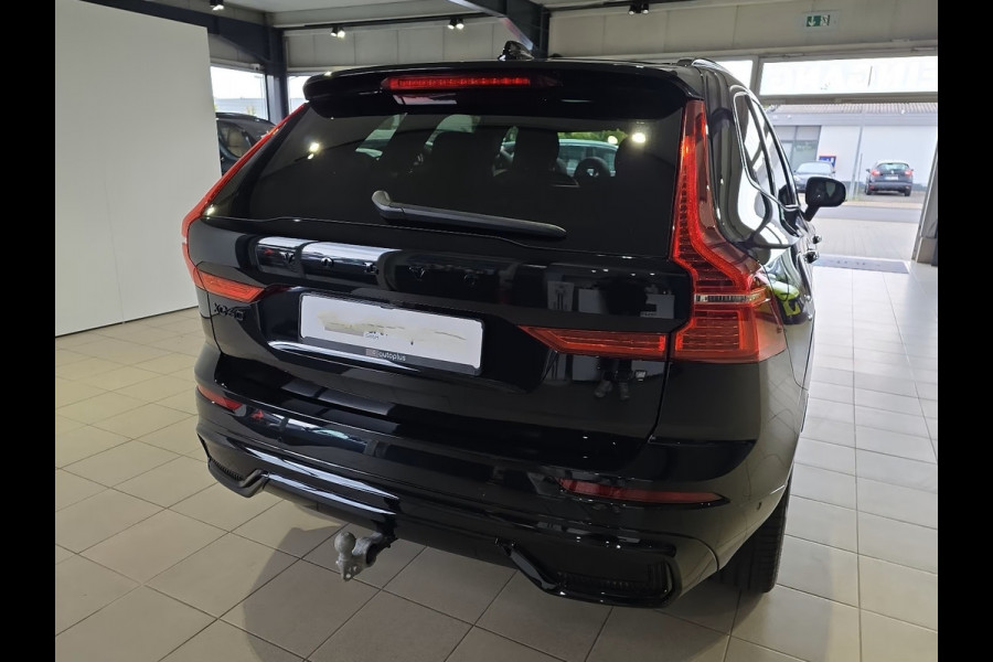 Volvo XC60 2.0 T8 Plug-in hybrid AWD BLACK EDITION (335kW/455PK) ** PANO, TREKH, ACC, HuD, 21-inch LMV ** 31k onder NP - UNFALLFREI ** ** INFORMEER OOK NAAR ONZE AANTREKKELIJKE FINANCIAL-LEASE TARIEVEN **
