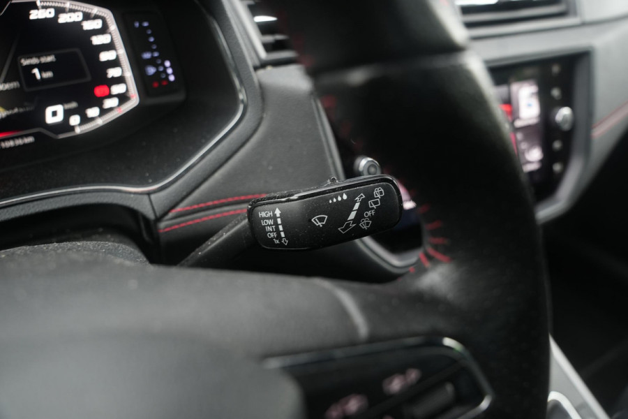 Seat Arona 1.0 TSI Xcellence Business Intense