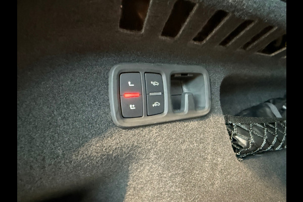 Audi Q8 60 TFSI e quattro S Line Pano|RS Seat|B&O|Trekhaak|Keyless