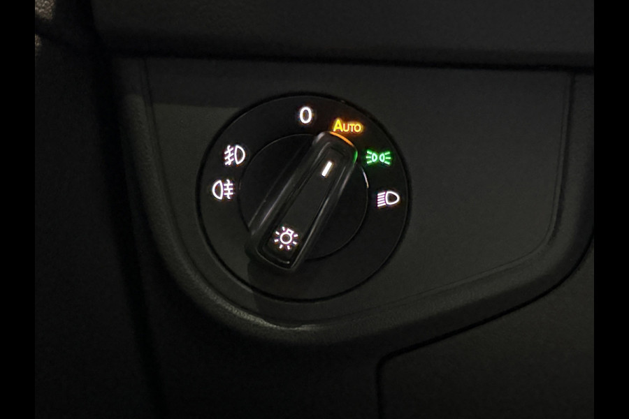 Volkswagen Taigo 1.0 TSI Style|IQ.Light|Camera|ACC|Trekhaak Afneembaar|Carplay|Stoelverwarming