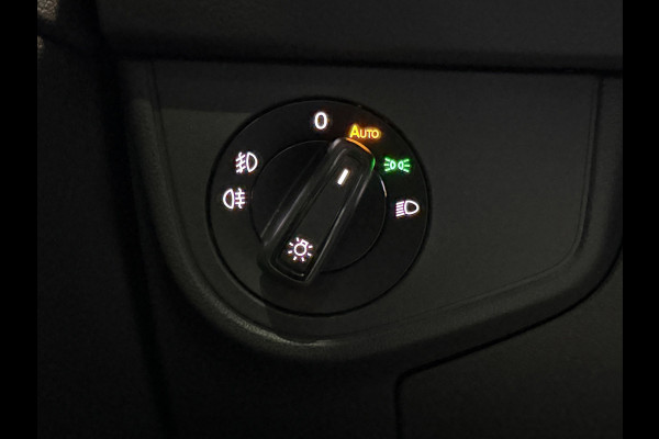 Volkswagen Taigo 1.0 TSI Style|IQ.Light|Camera|ACC|Trekhaak Afneembaar|Carplay|Stoelverwarming