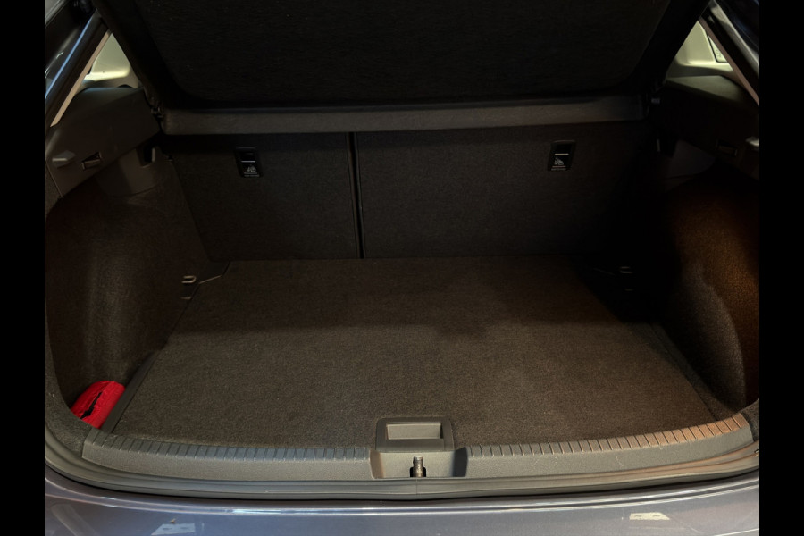 Volkswagen Taigo 1.0 TSI Style|IQ.Light|Camera|ACC|Trekhaak Afneembaar|Carplay|Stoelverwarming